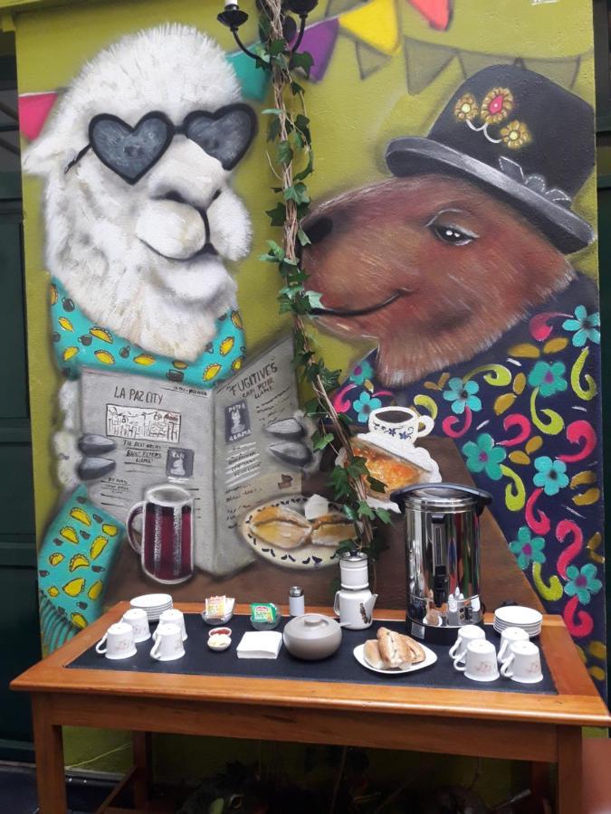 Saint Peter'S Llama Hostal La Paz Zewnętrze zdjęcie
