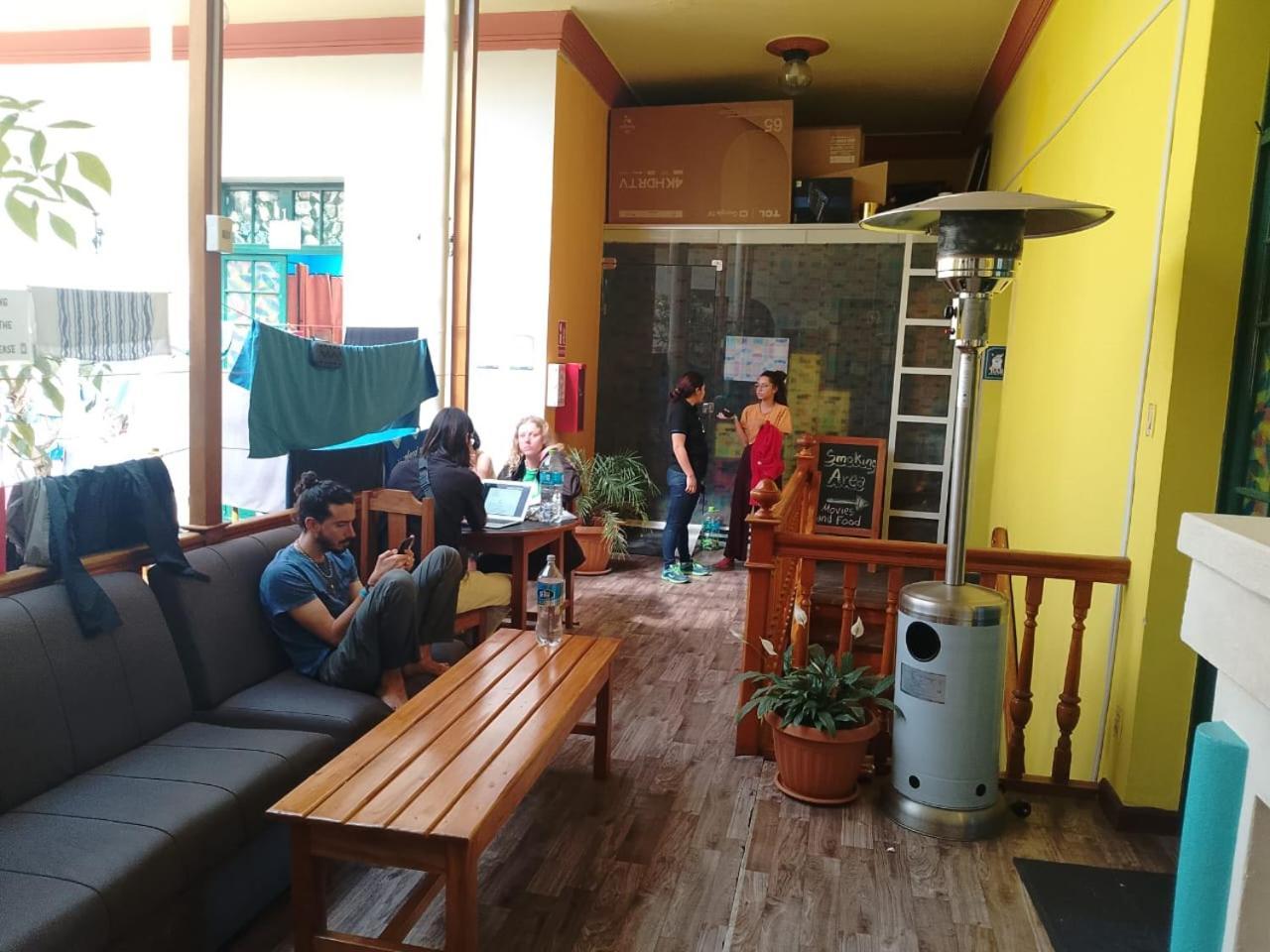 Saint Peter'S Llama Hostal La Paz Zewnętrze zdjęcie