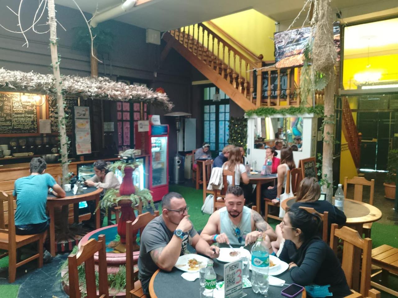 Saint Peter'S Llama Hostal La Paz Zewnętrze zdjęcie
