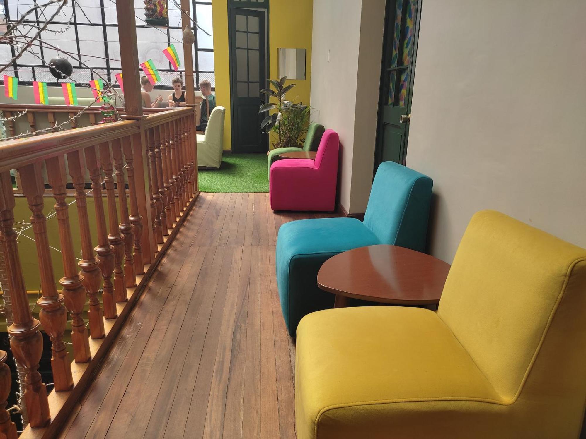Saint Peter'S Llama Hostal La Paz Zewnętrze zdjęcie