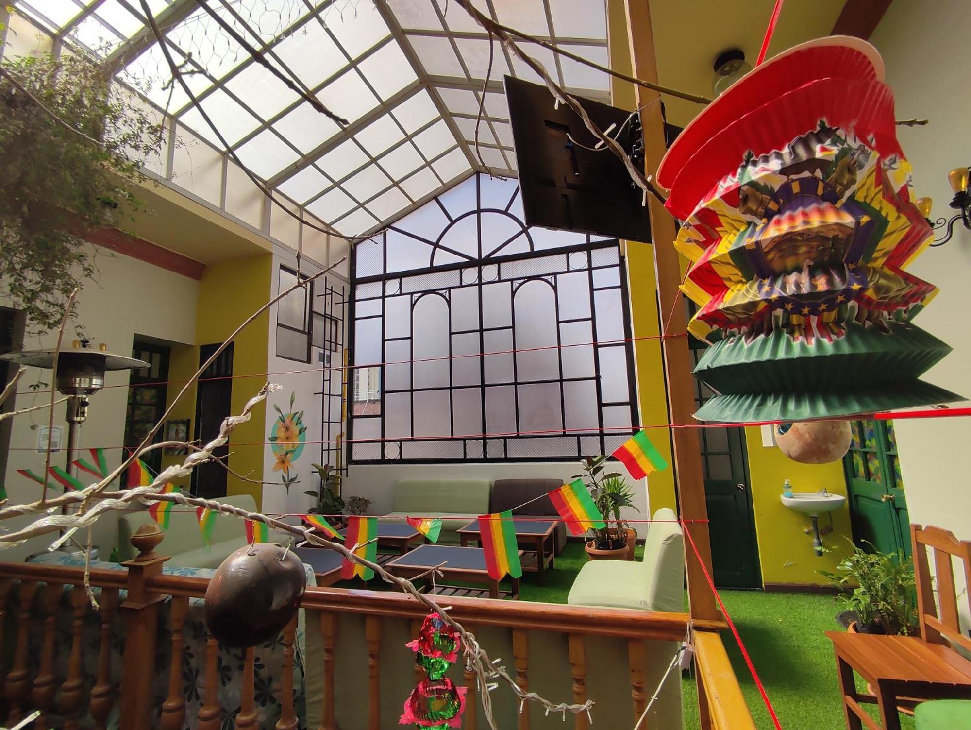Saint Peter'S Llama Hostal La Paz Zewnętrze zdjęcie